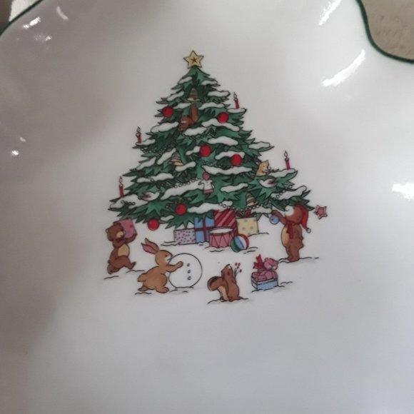 Lot of Two - Christmas Tree Dish - NIB and Christmas Tree Covered Keepsake Box - Picture 5 of 6